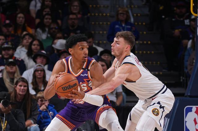 多多28-掀翻掘金+大帽韦少！太阳菜鸟轰20分+6记三分真猛