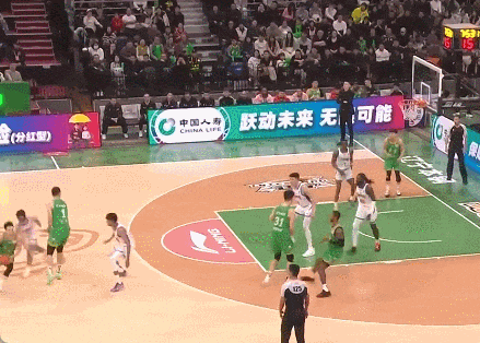 多多28-24+7！炸裂赛季首秀！中国男篮第一组织控卫